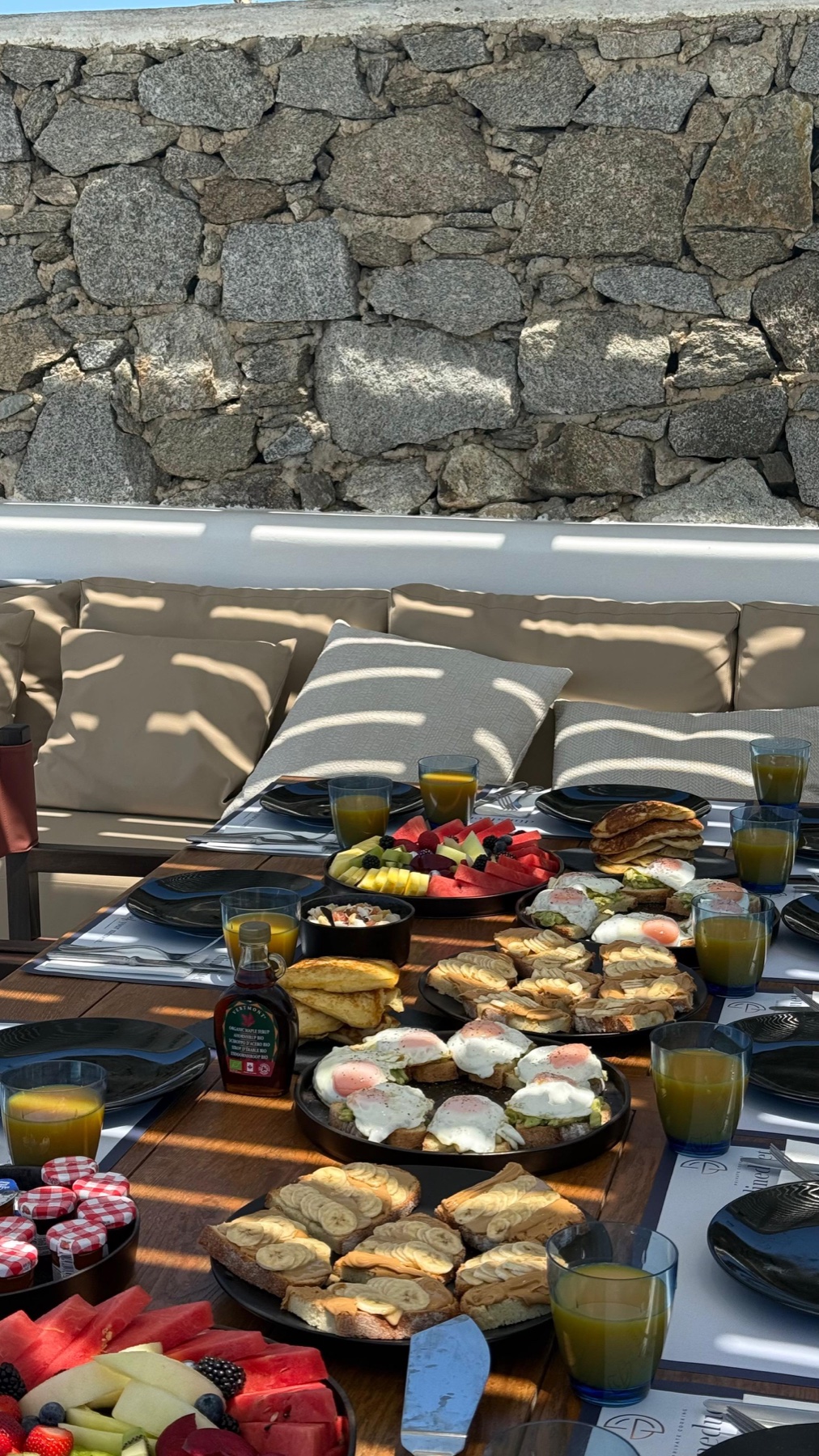 Private chef plating brunch at a Mykonos villa