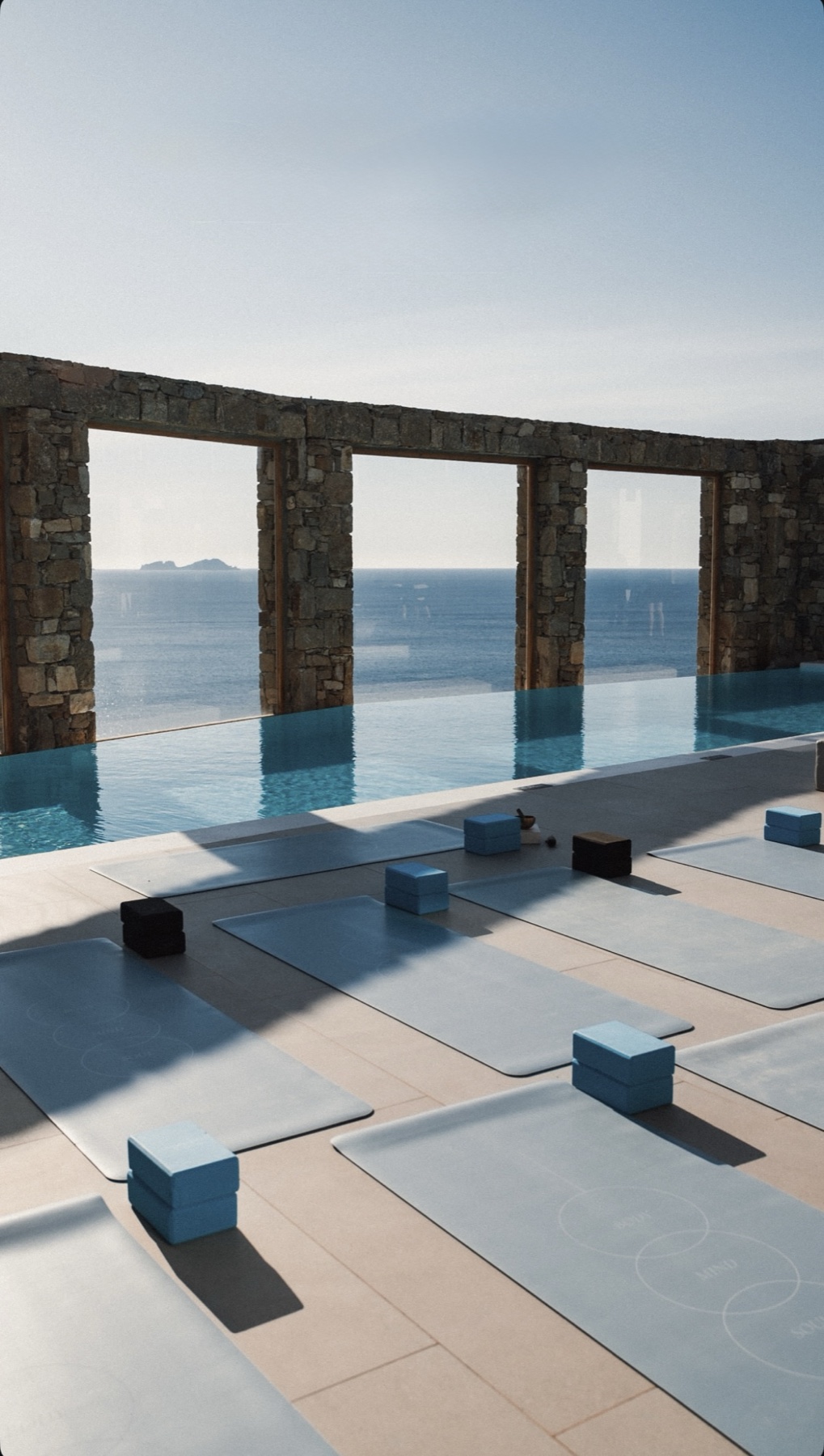 Villa group yoga in Mykonos